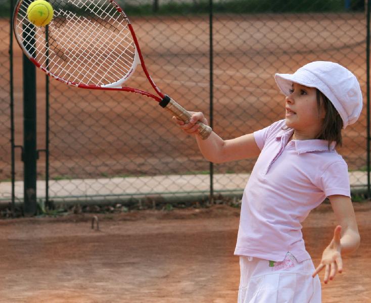 Exista o varsta limita la care ar trebui inceput tenisul?
